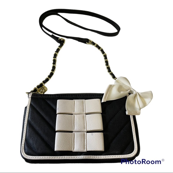 Betsey Johnson Handbags - Betsy Johnson Quilted Crossbody Purse with Bows Bag